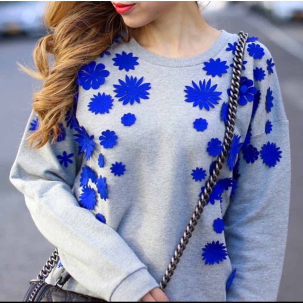 J.Crew 3D Embellished Flower Sweatshirt Floral Appliqué Pullover Sweater NEW